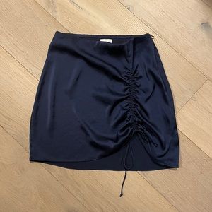 Aritzia Wilfred skirt